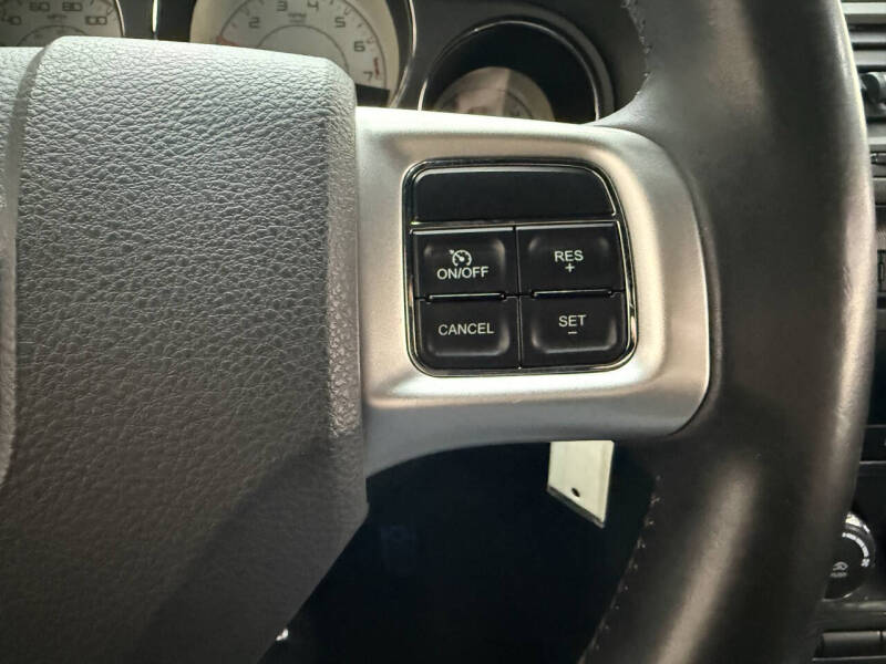 2014 Dodge Challenger SXT