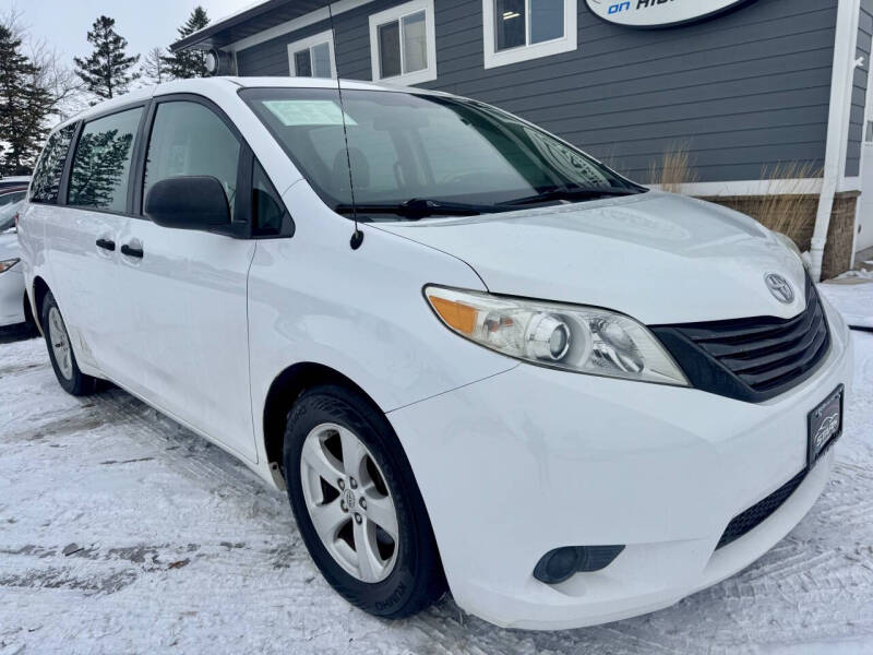 2013 Toyota Sienna L 7-Passenger