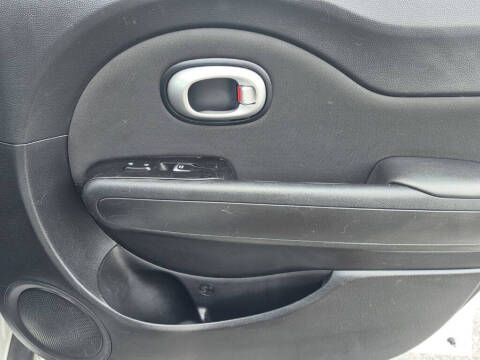 2019 Kia Soul +