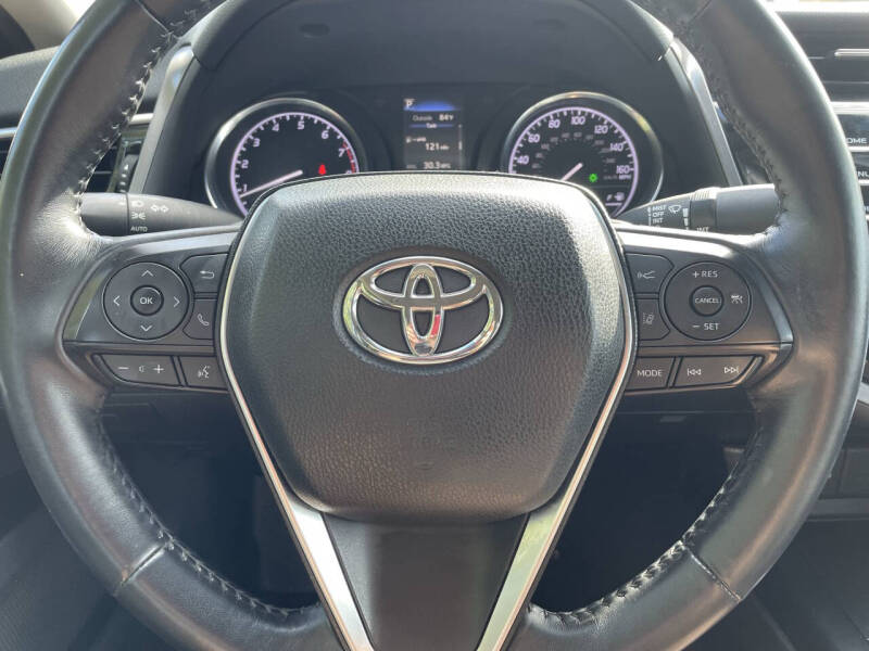 2018 Toyota Camry SE