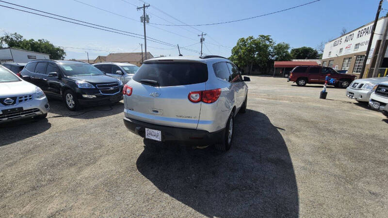 2011 Chevrolet Traverse LT