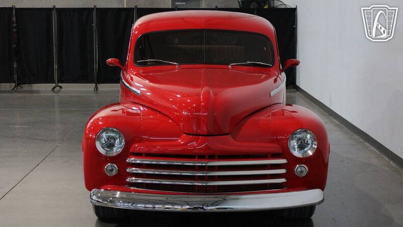 1948 Ford Deluxe