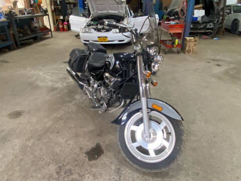 2012 Hyosing Aguila