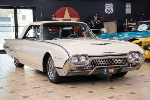 1962 Ford Thunderbird