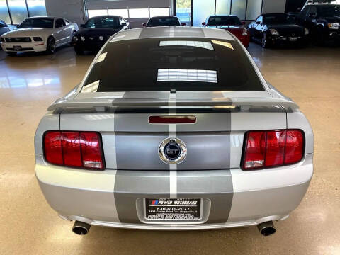 2006 Ford Mustang GT Deluxe