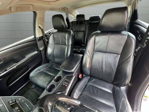 2013 Toyota Avalon XLE