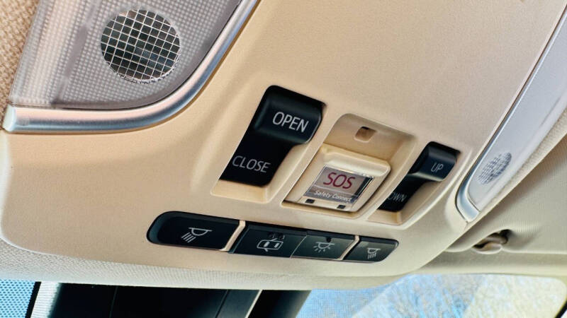 2018 Toyota Prius Four