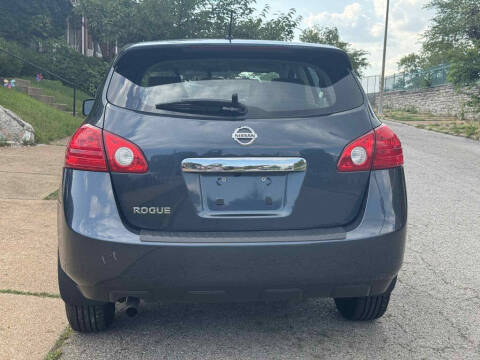 2013 Nissan Rogue S