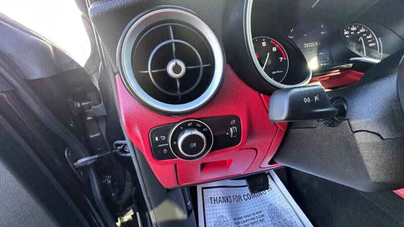 2018 Alfa Romeo Stelvio Ti