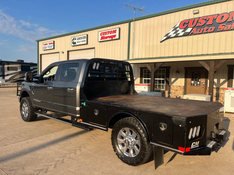 Used 2019 Ford F-350 Super Duty Lariat with VIN 1FT8W3BT2KED49967 for sale in Longview, TX