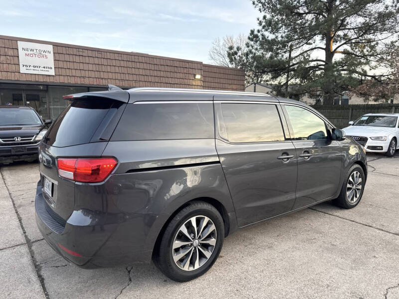 2018 Kia Sedona SX