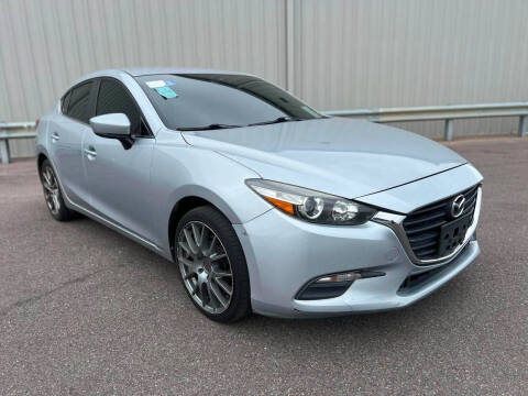 2018 Mazda MAZDA3 Touring