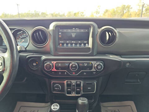 2022 Jeep Gladiator Sport