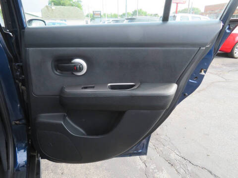 2008 Nissan Versa 1.8 S