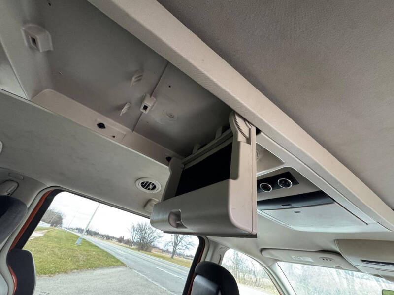 2011 Dodge Grand Caravan Crew