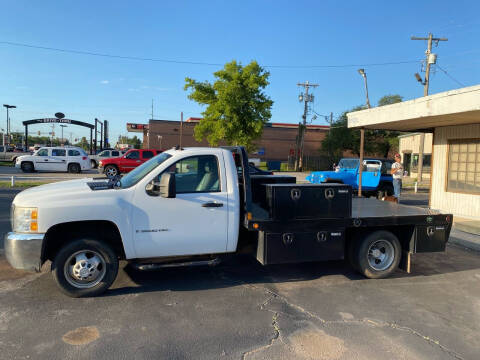 2009 Chevrolet Silverado 3500HD CC for sale at MADISON MOTORS in Bethany OK