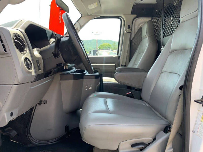 2014 Ford E-Series E-150