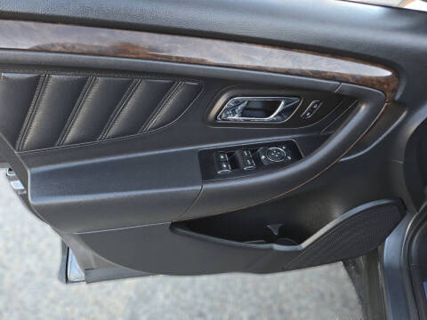 2014 Ford Taurus Limited