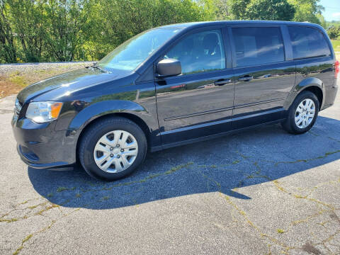 2014 Dodge Grand Caravan for sale at Smith's Cars in Elizabethton TN