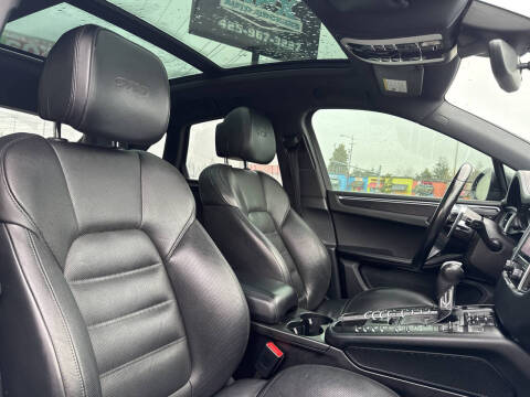 2017 Porsche Macan GTS