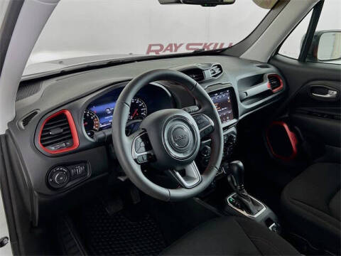 2023 Jeep Renegade Trailhawk