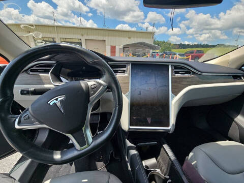 2015 Tesla Model S 85D