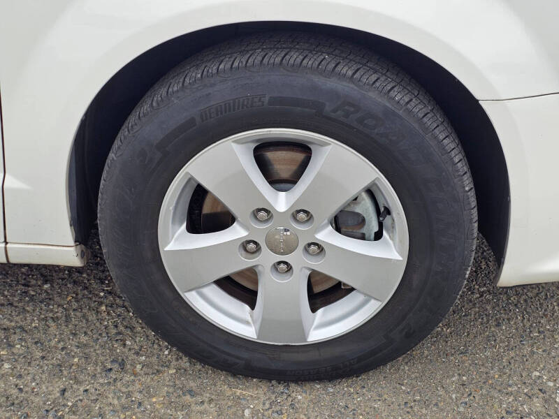 2013 Dodge Grand Caravan American Value Package