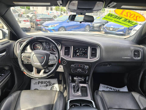 2021 Dodge Charger SXT