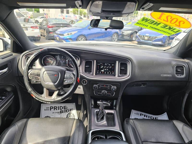2021 Dodge Charger SXT