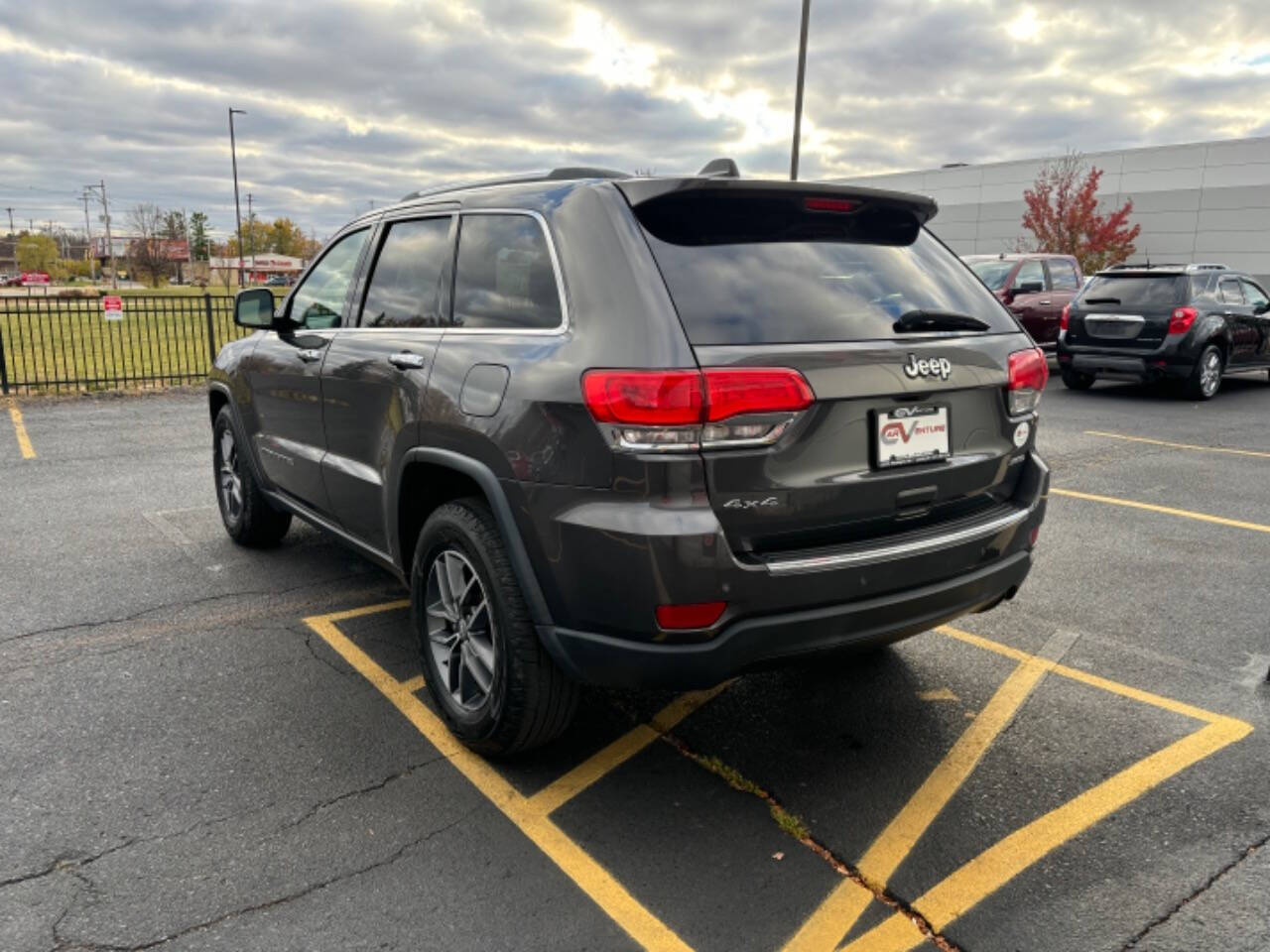 2017 Jeep Grand Cherokee for sale at Carventure in Lansing, MI