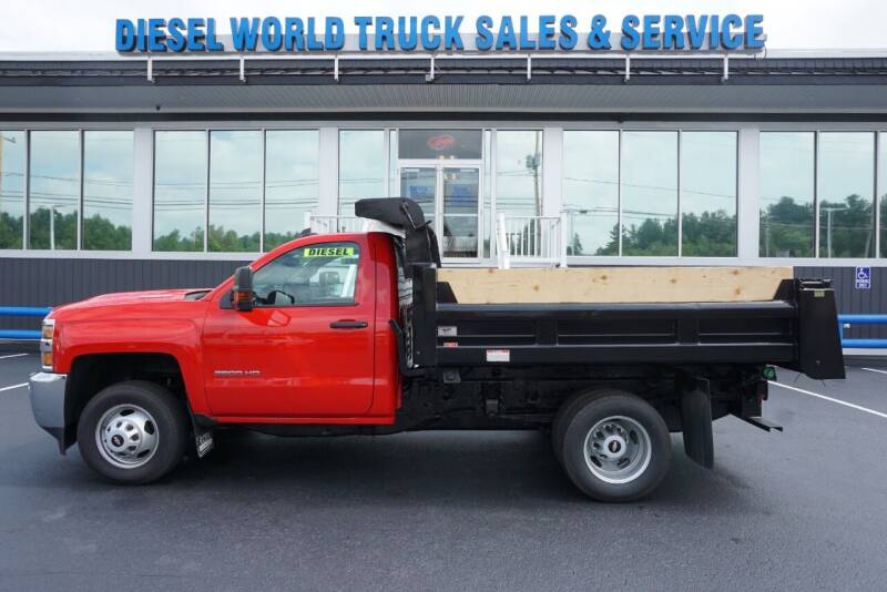 2017 Chevrolet Silverado 3500HD CC for sale at Diesel World Truck Sales - Dump Truck in Plaistow NH