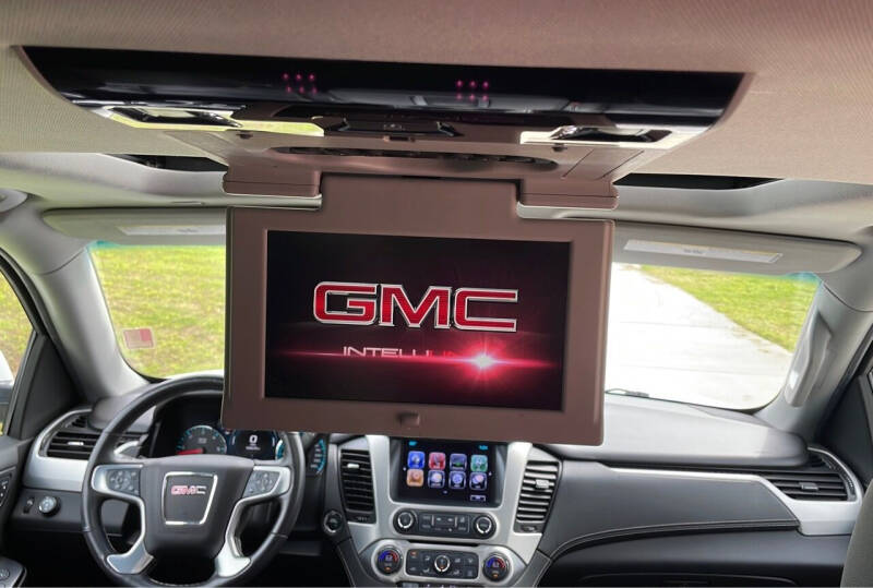 2017 GMC Yukon SLT