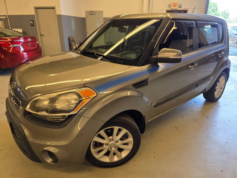 2012 Kia Soul +