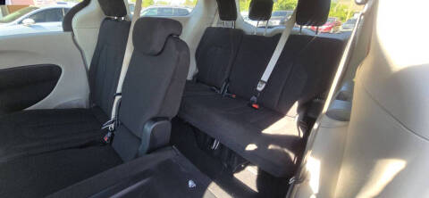 2017 Chrysler Pacifica LX