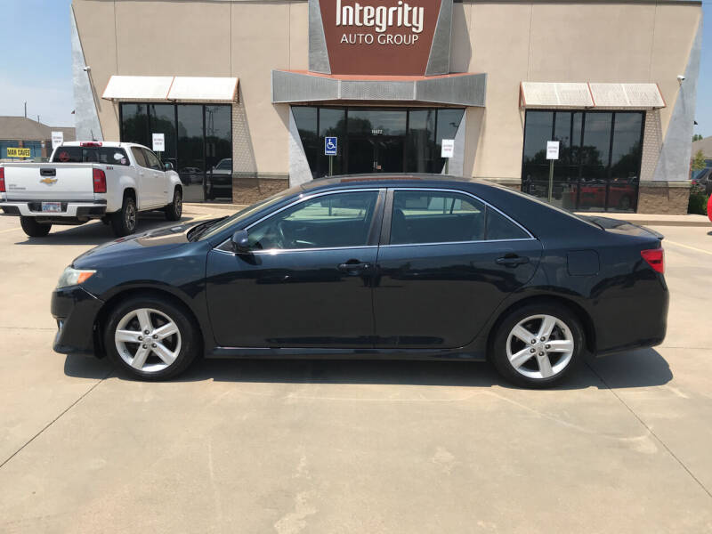 2012 Toyota Camry for sale at Integrity Auto Group in Wichita KS