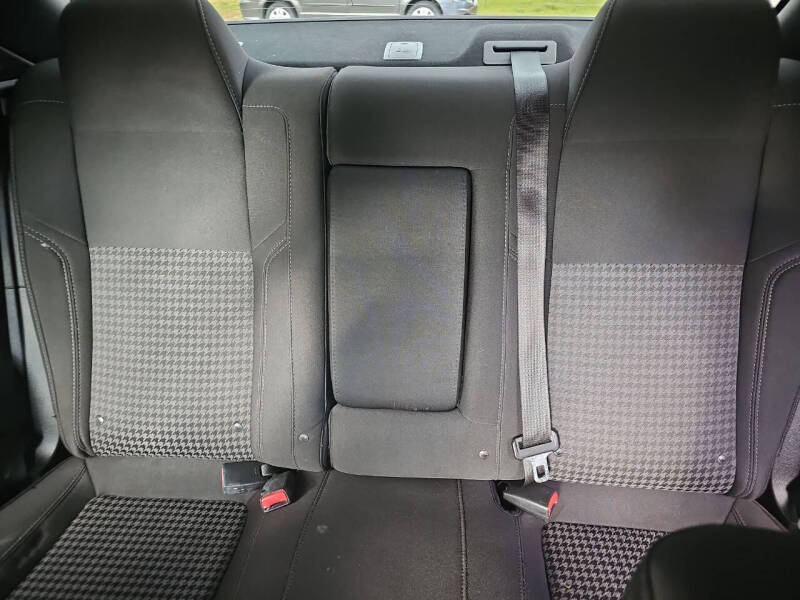 2017 Dodge Challenger SXT