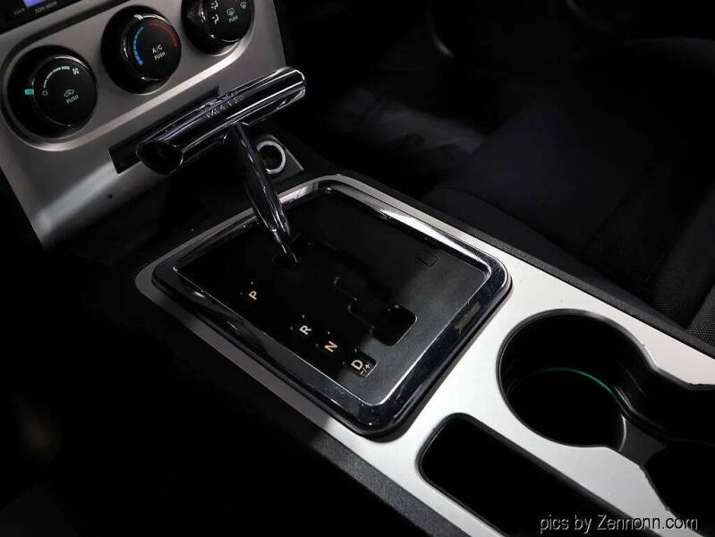2010 Dodge Challenger SE