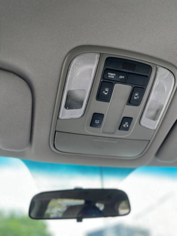 2016 Kia Sedona LX