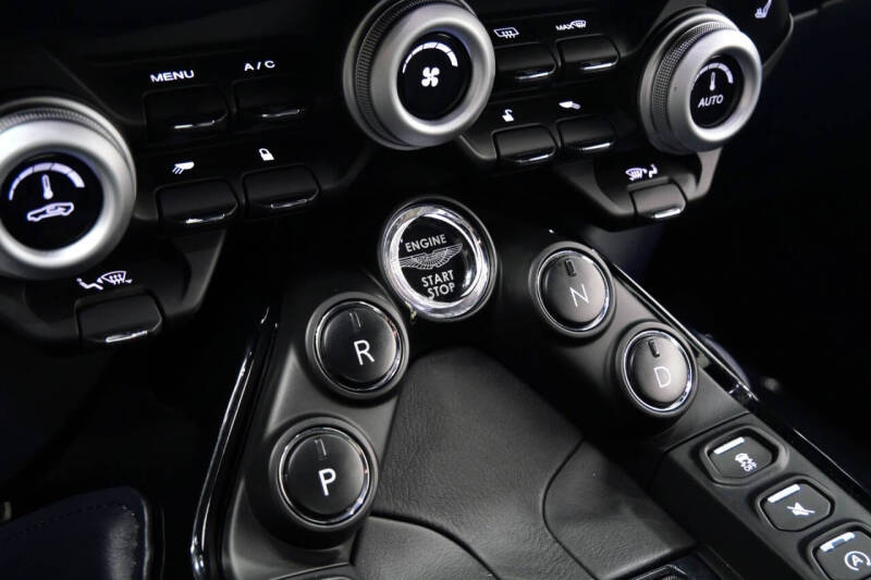 2020 Aston Martin Vantage