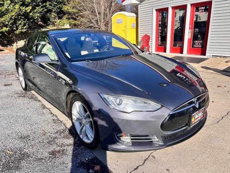 2014 Tesla Model S
