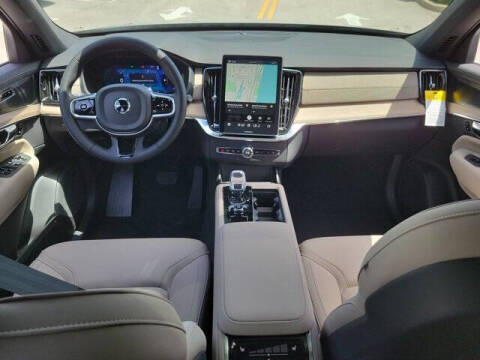 2026 Volvo XC90 B6 Plus 7P