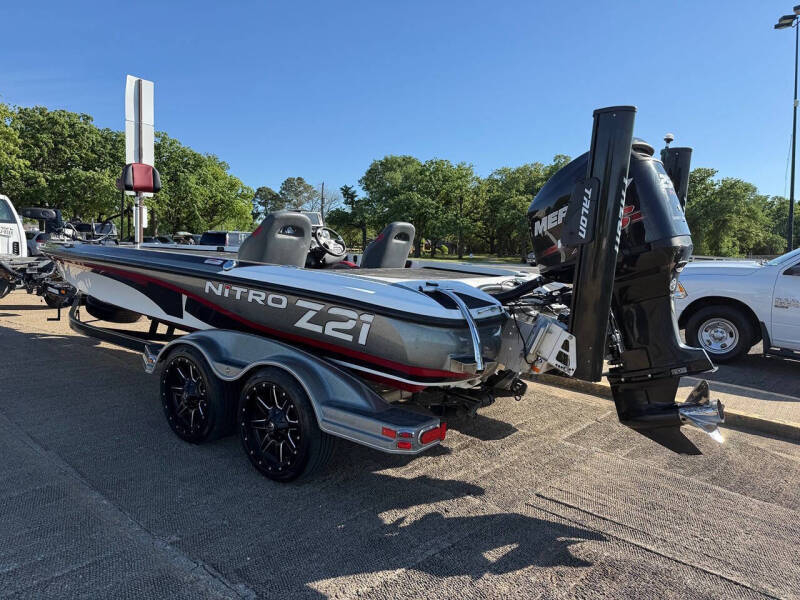 2016 Nitro Z21