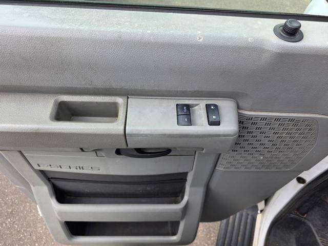 2013 Ford E-Series E-250