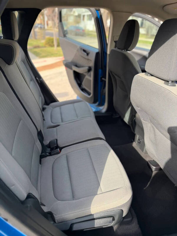 2020 Ford Escape S