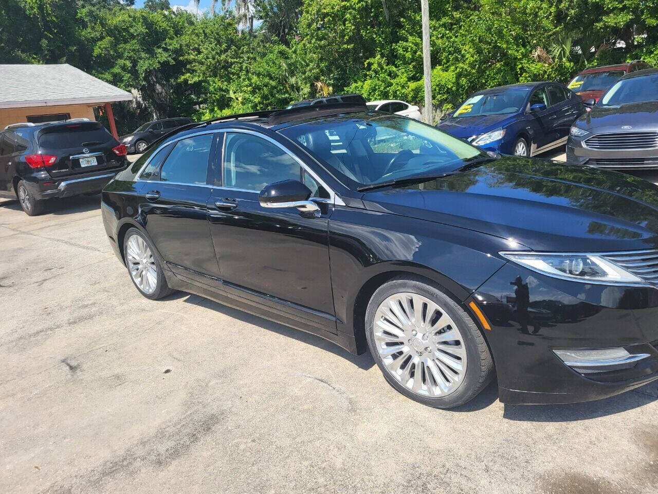 2016 Lincoln MKZ for sale at FAMILY AUTO BROKERS in Longwood, FL