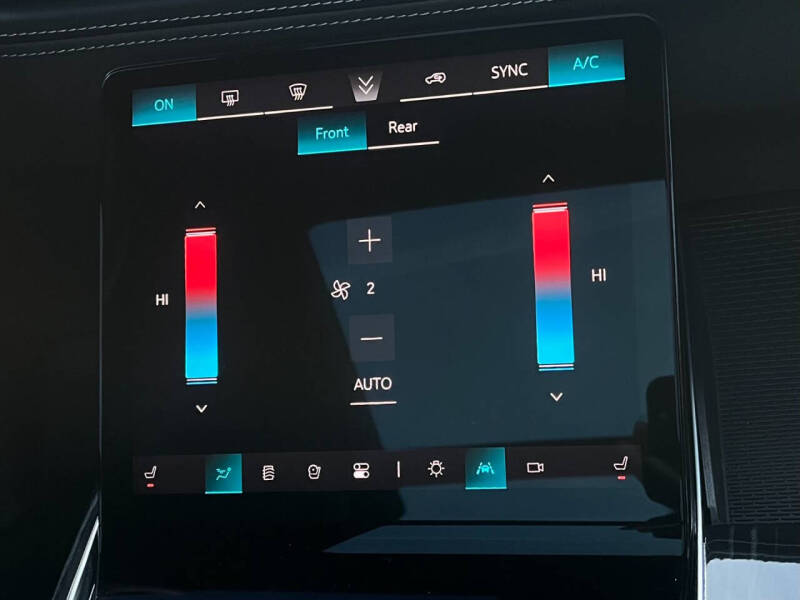 2025 Cadillac Escalade ESV Sport