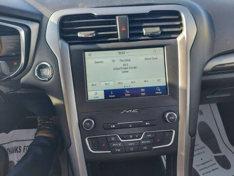 2020 Ford Fusion SEL