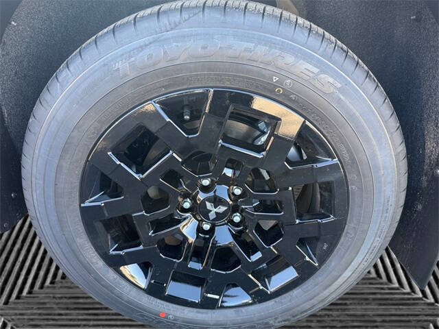 2025 Mitsubishi Outlander Trail Edition