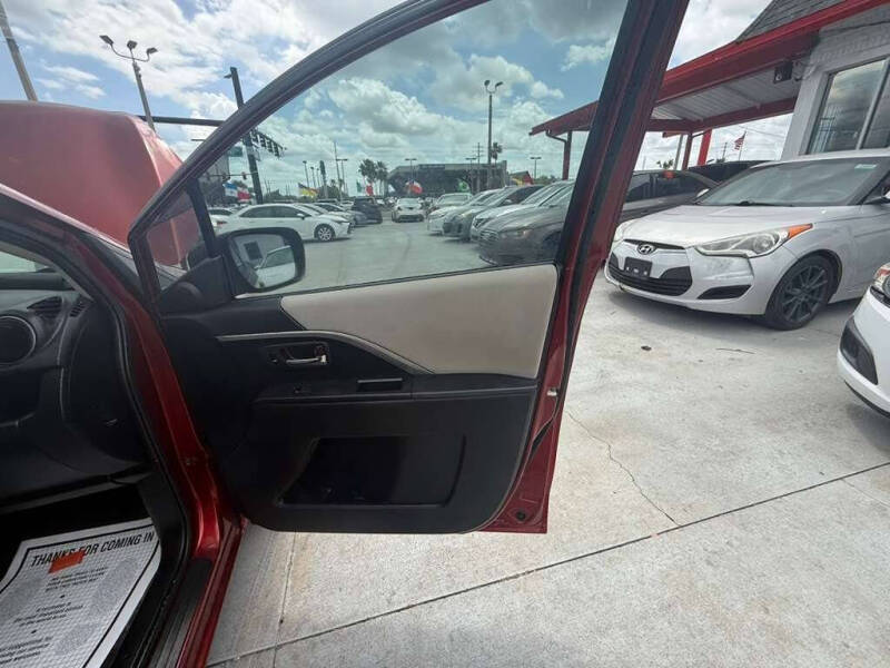 2012 Mazda MAZDA5 Sport