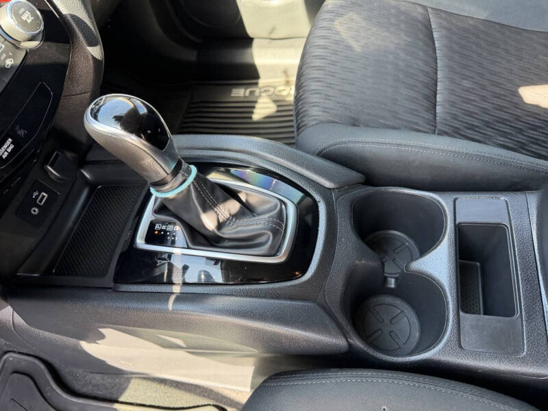 2020 Nissan Rogue S